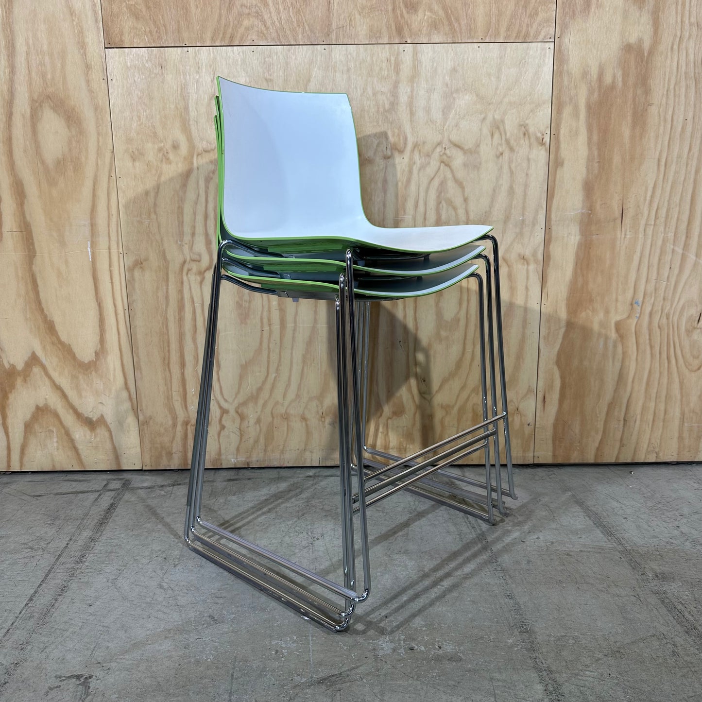 Catifa 46 Counter Stool by Arper