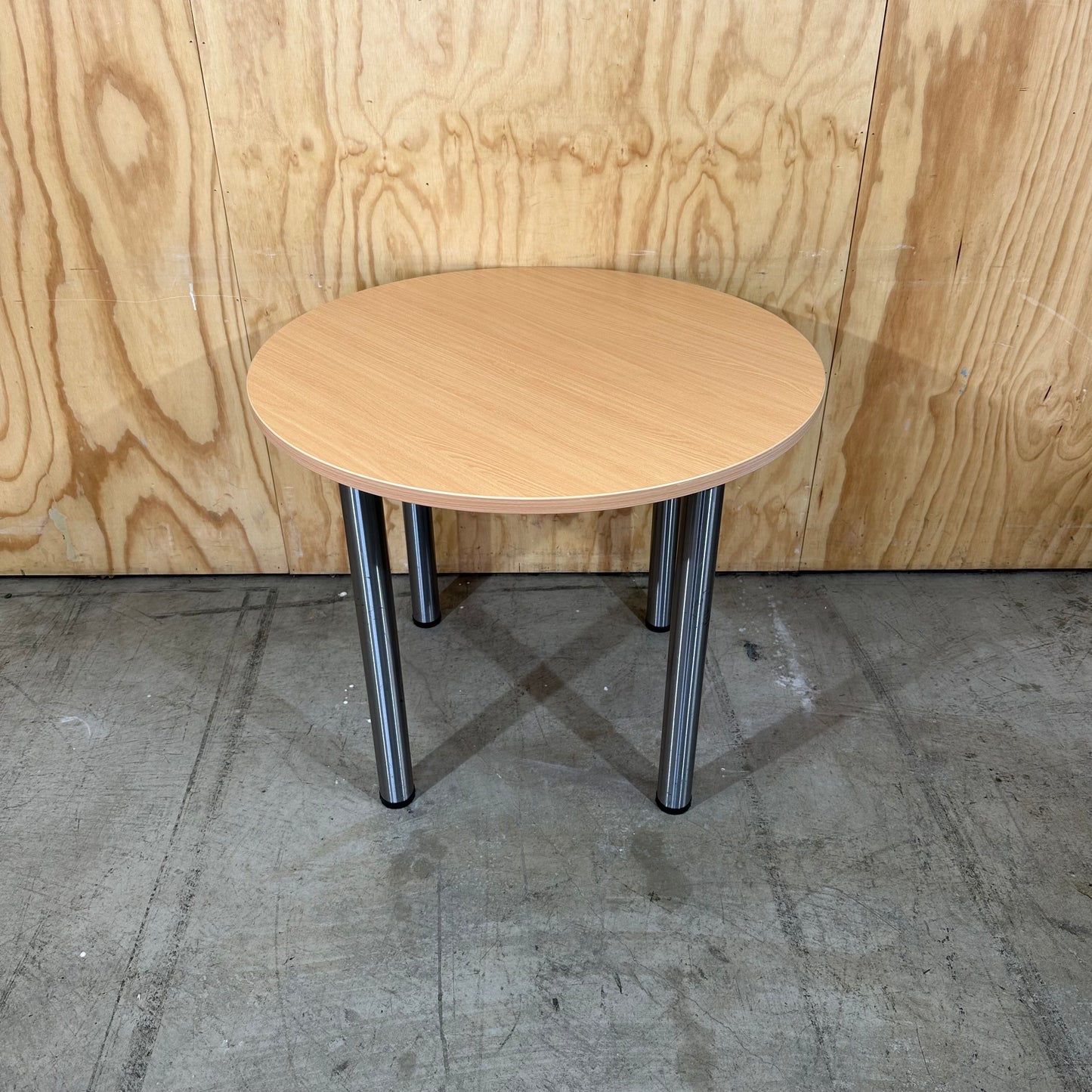 Round Table on Chrome Legs