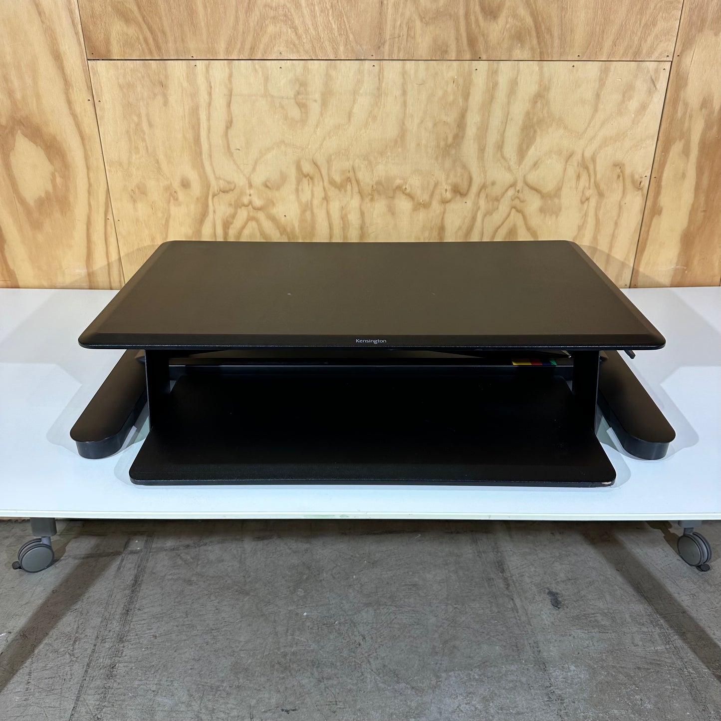 Kensington SmartFit Desk Riser