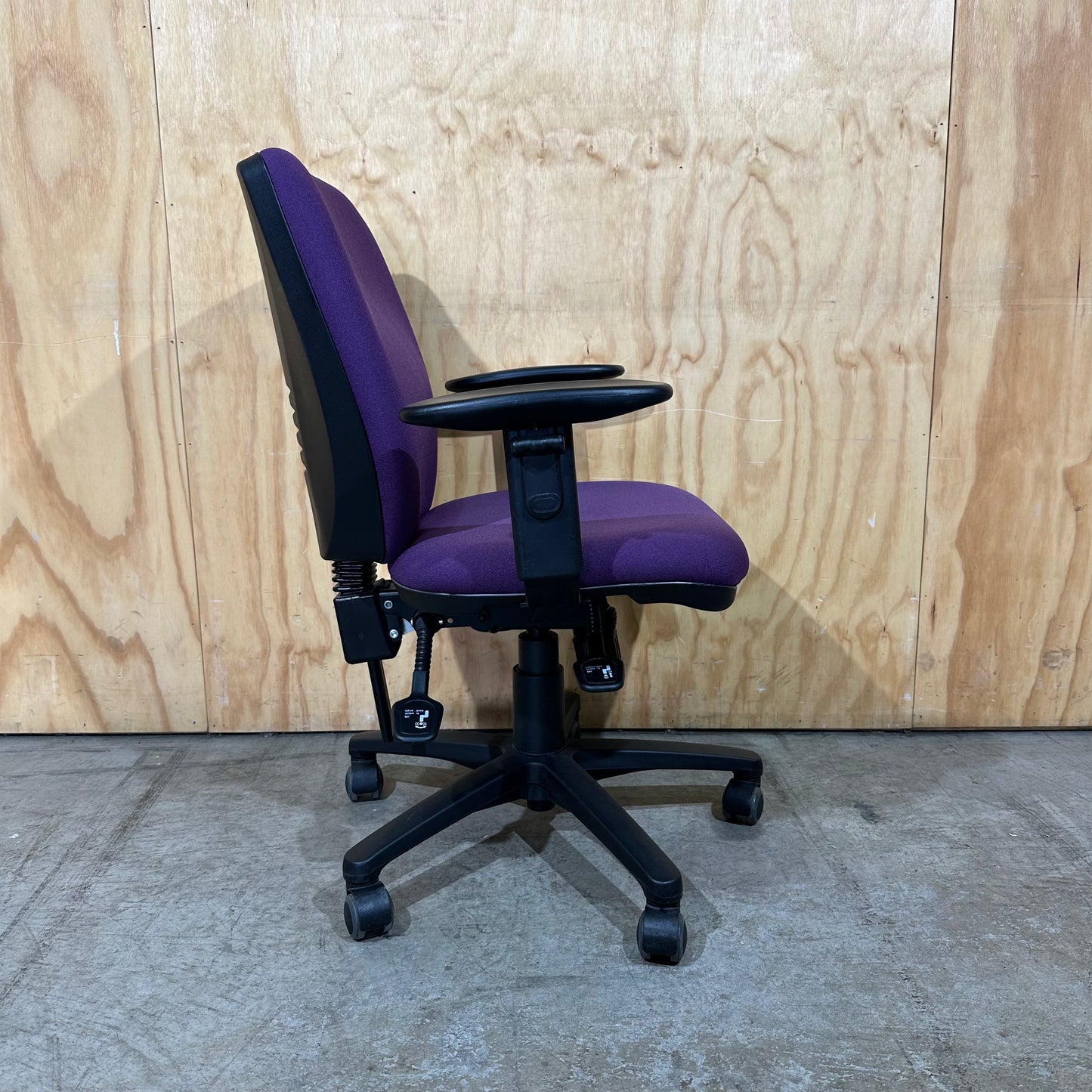 Purple Balance Interiors Astra Task Chair (With & Without Arms)