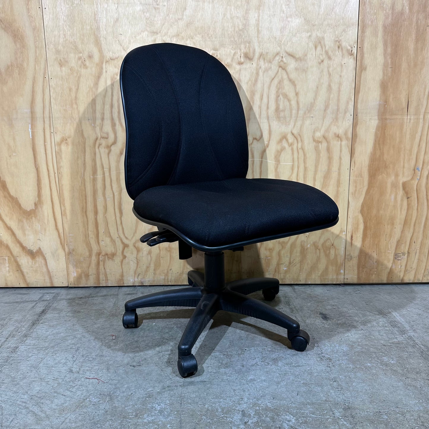 Black Turnco Executive Task Chair