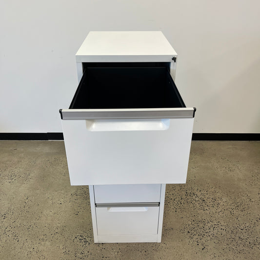 EliteBuilt white 4 Drawer Filing Cabinet