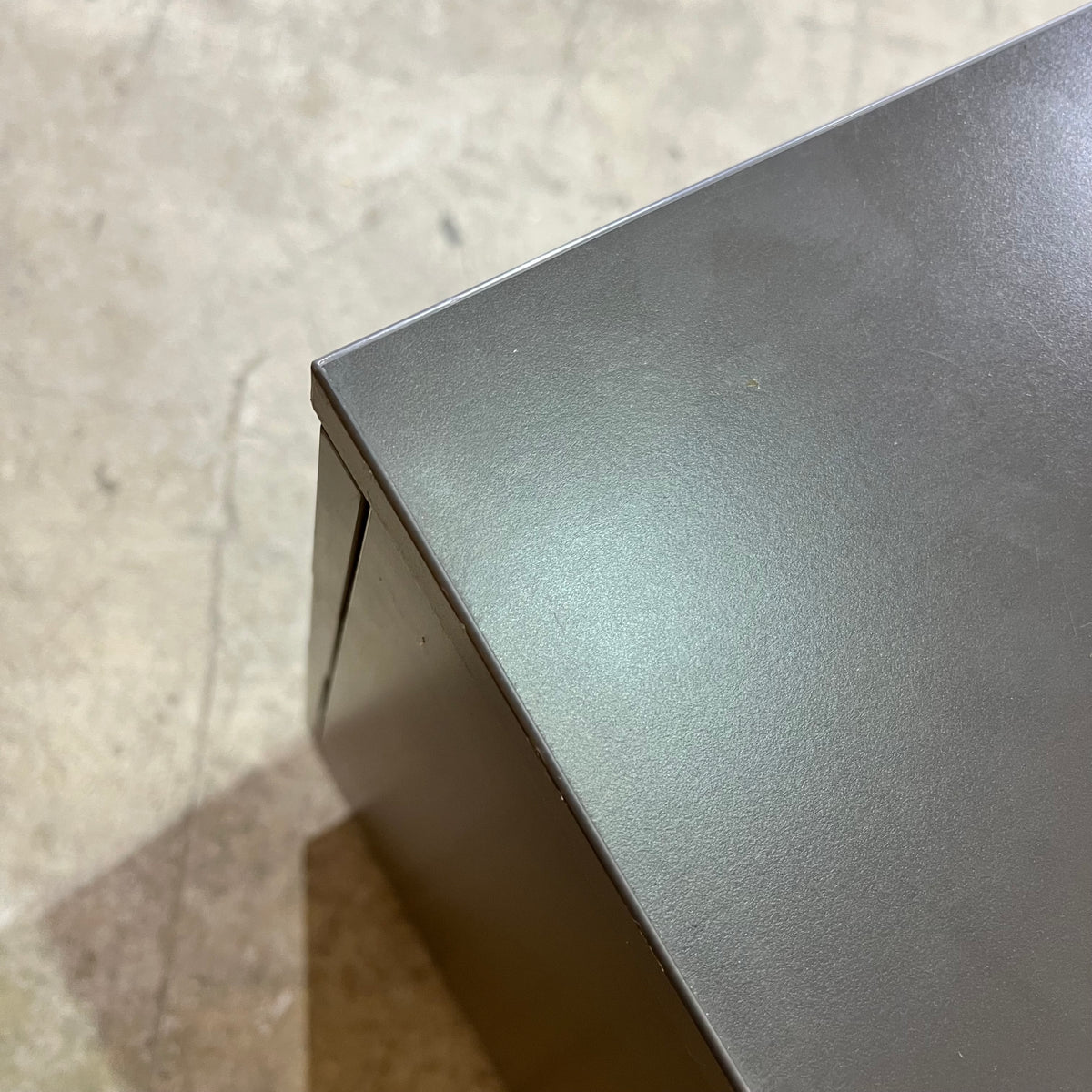 Charcoal Pedestal with Chrome Handles (Two Sizes)
