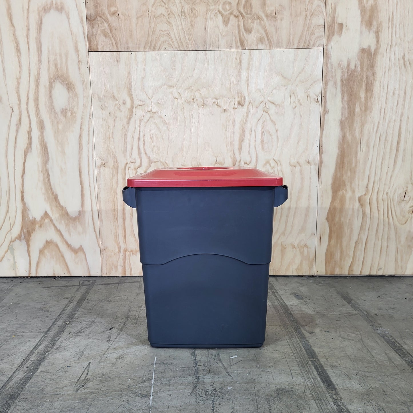 Multi sort 60L Bin Grey Base & Lid (Yellow & Red)