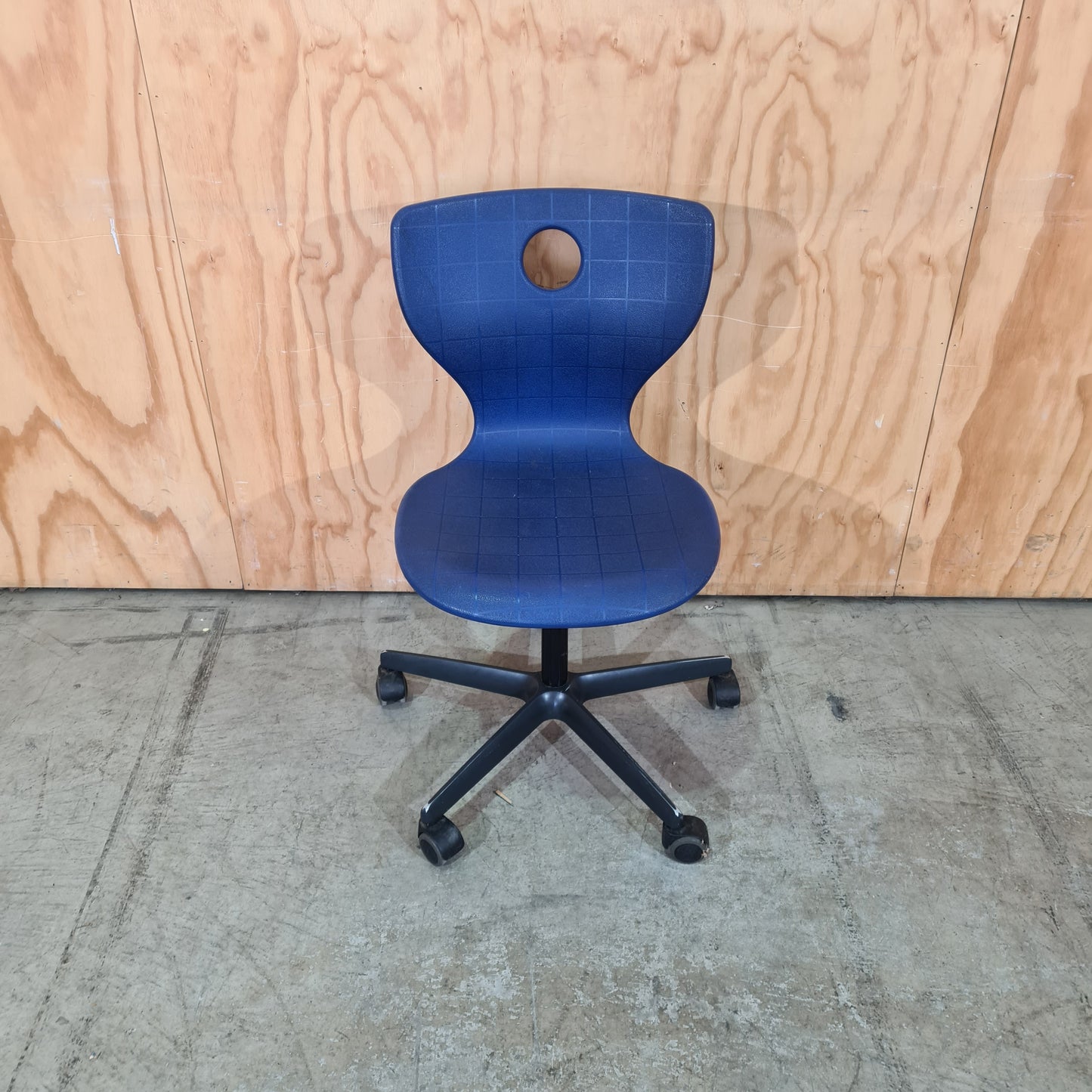 Verner Panton PantoMove-LuPo Swivel Chair in Blue
