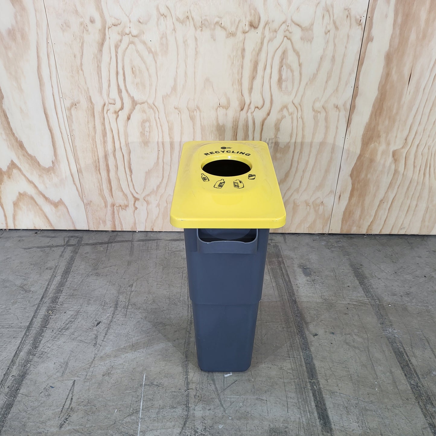 Multi sort 60L Bin Grey Base & Lid (Yellow & Red)