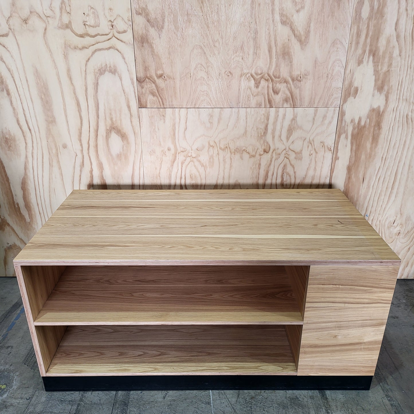 Boutique Plywood Display Counter