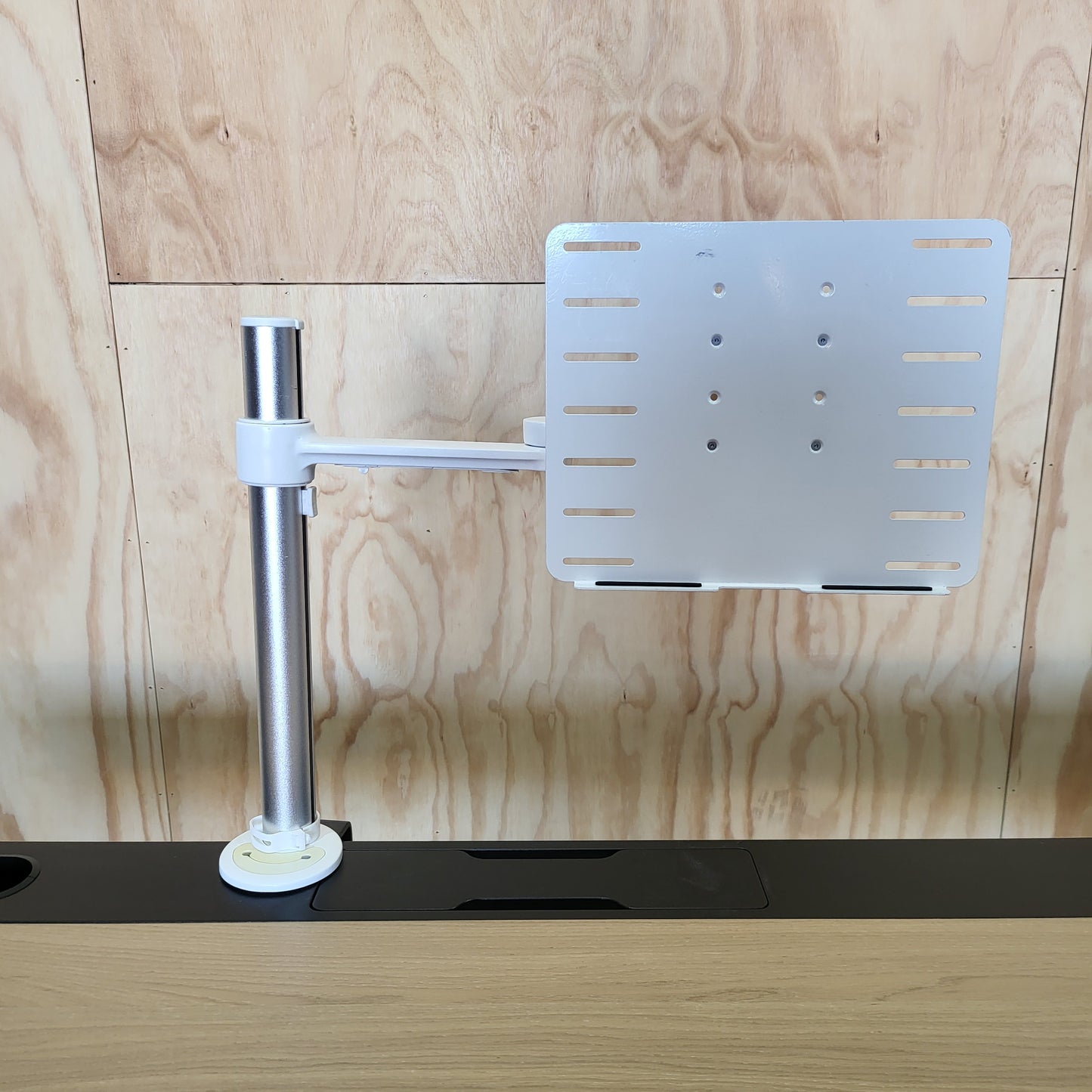 Thinking Works C.ME Single Arm - Laptop Tray