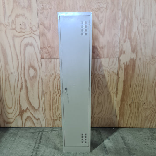 Brownbuilt One door locker with keys