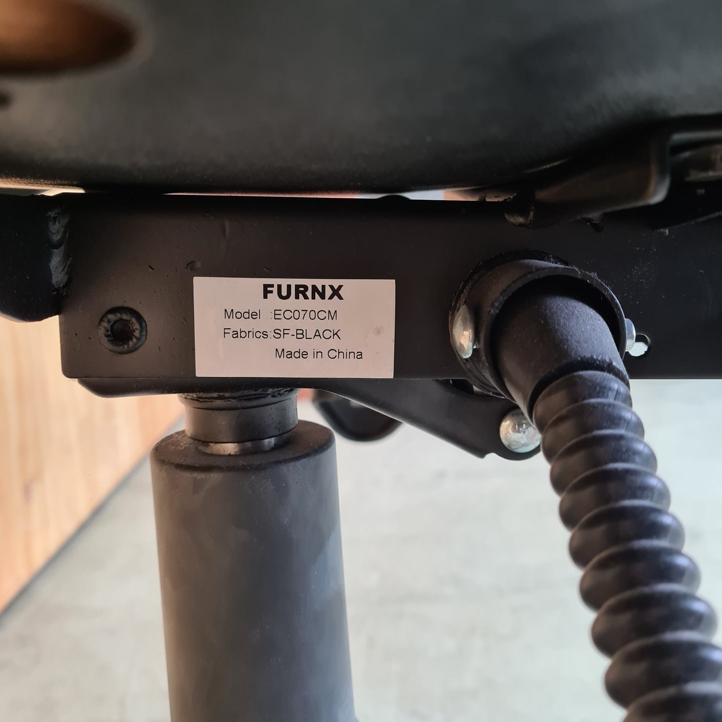 Furnx Low Back Task Chair