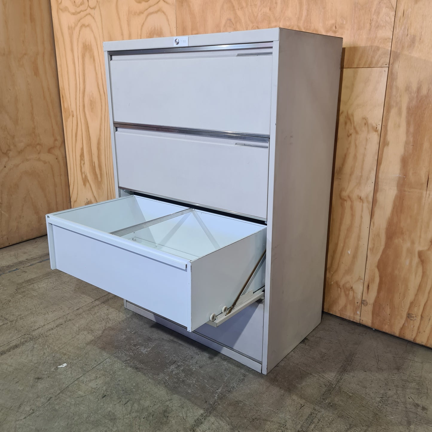 Lateral Storage Unit in Grey