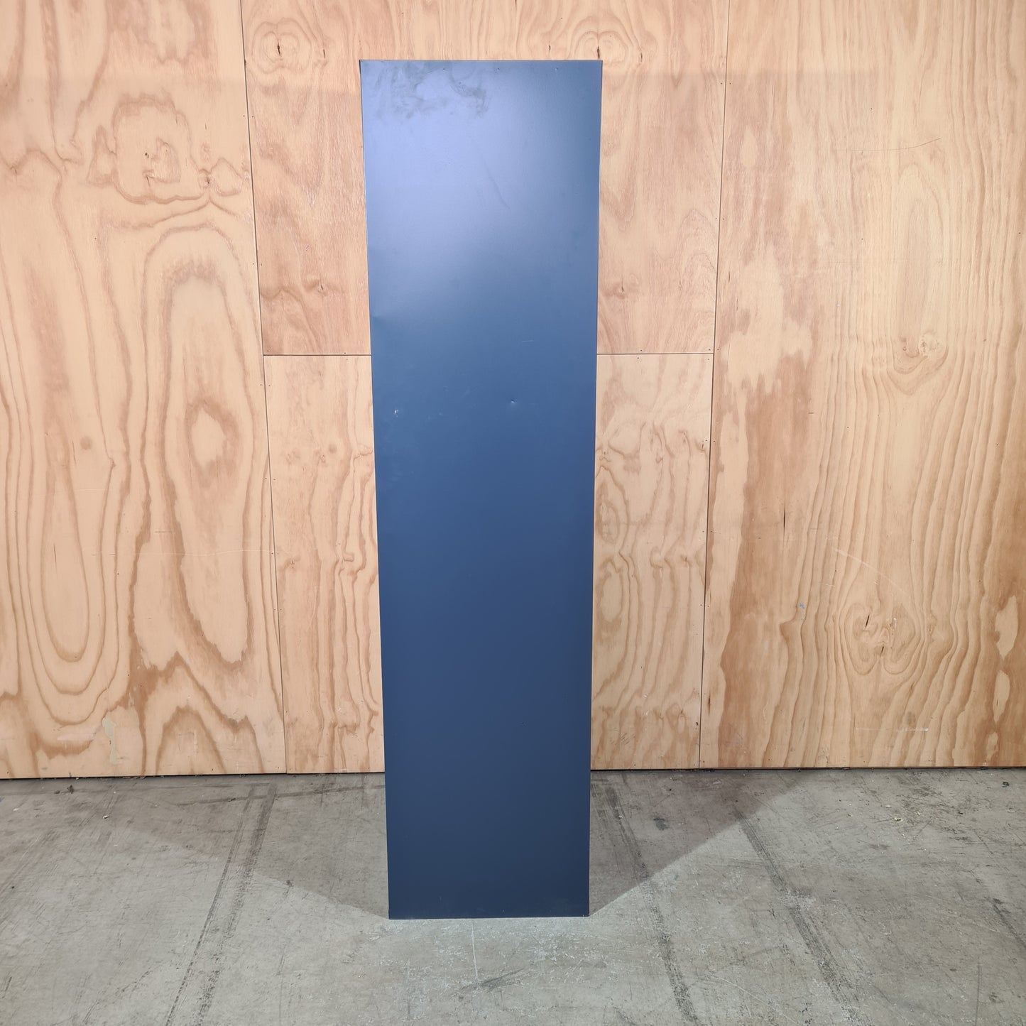 Statewide 8 door locker unit in navy