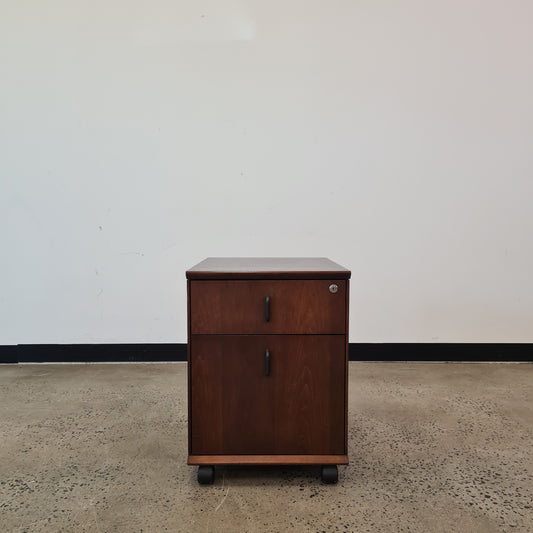 Pedestal with 2 Drawers on Castors in Mahogany Finish