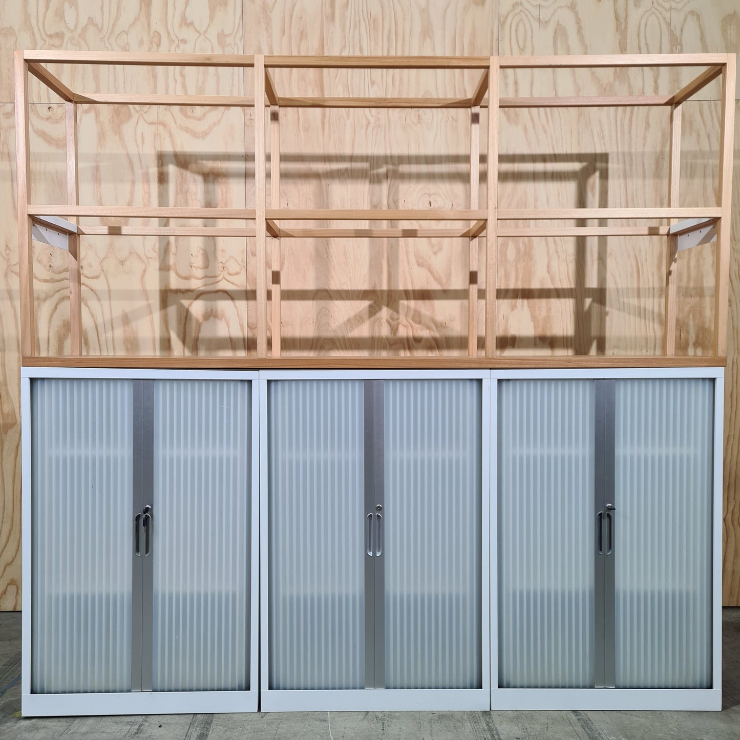 BULK BUY: Timber Oak Frame / Shelving - Large
