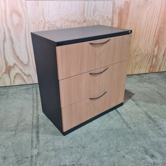 Charcoal and tan pedestal