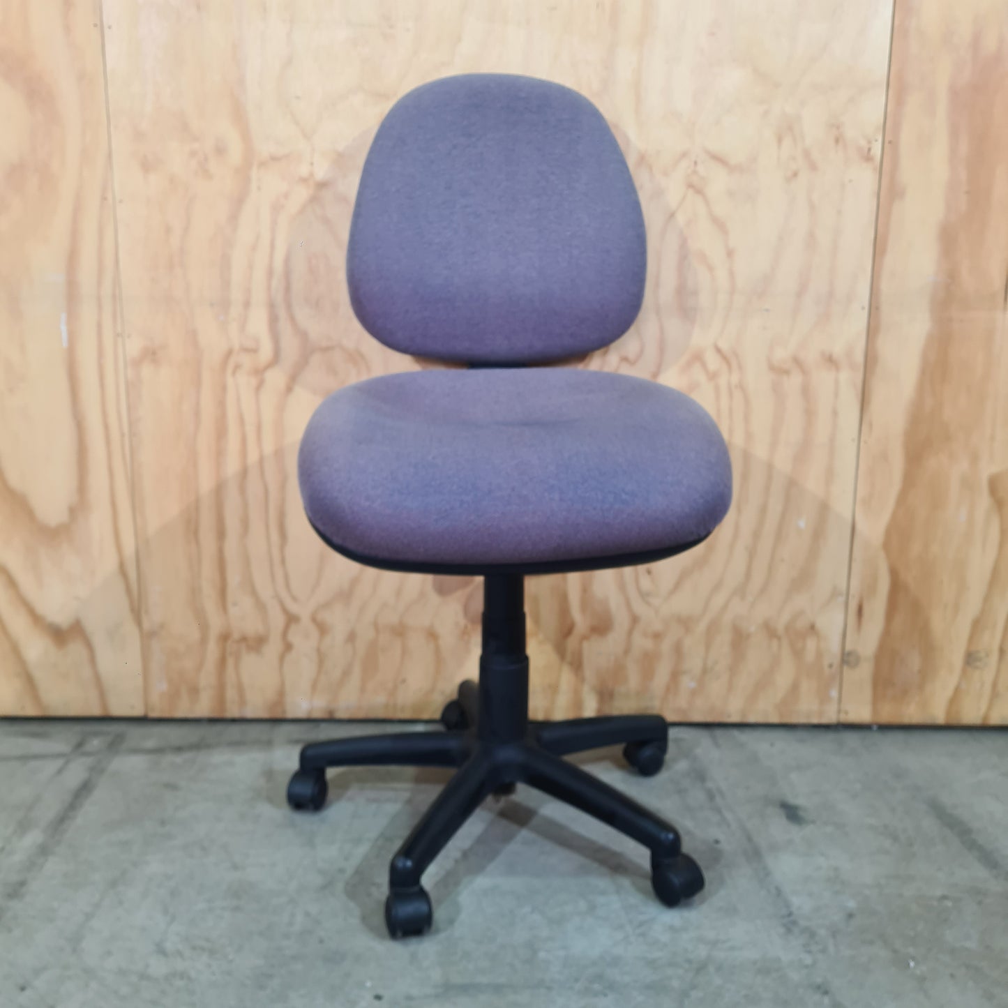 Light Grey Task Chair