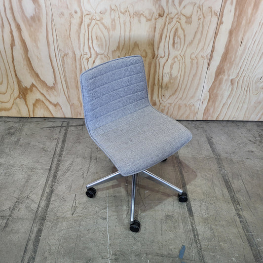 Replica Arper Catifa 53 5 Way Castor, Light Grey