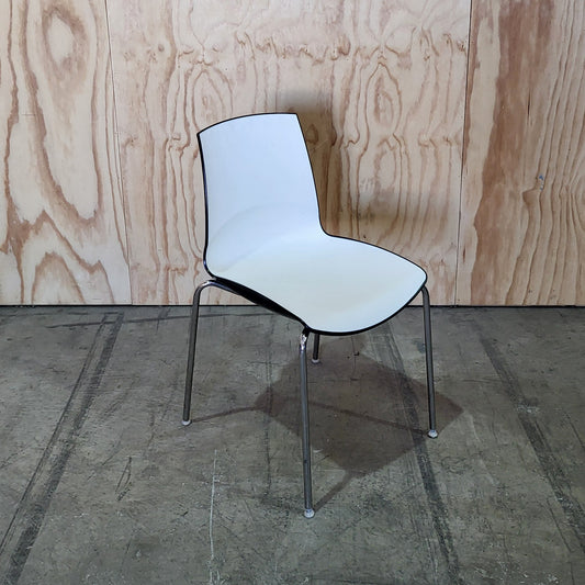 Schiavello Chair White/Black