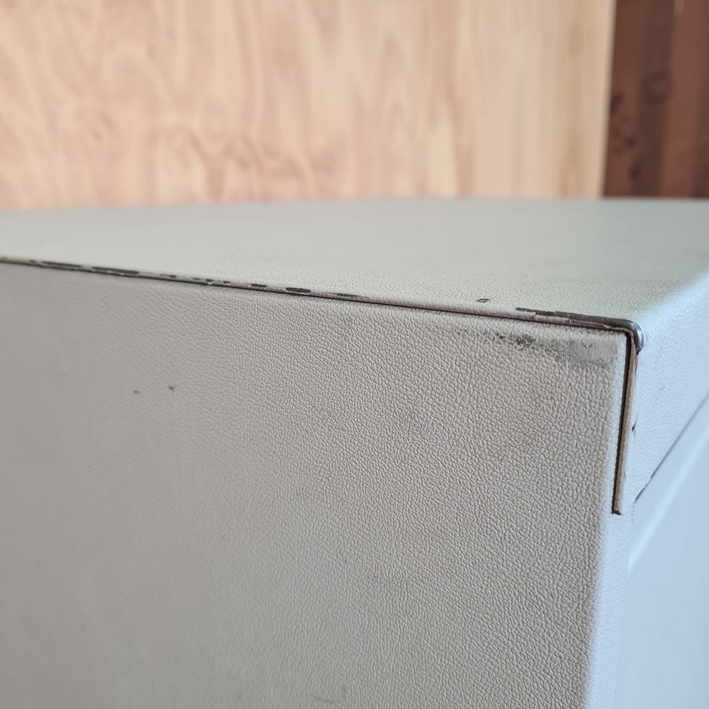 Lateral Storage Unit in Grey