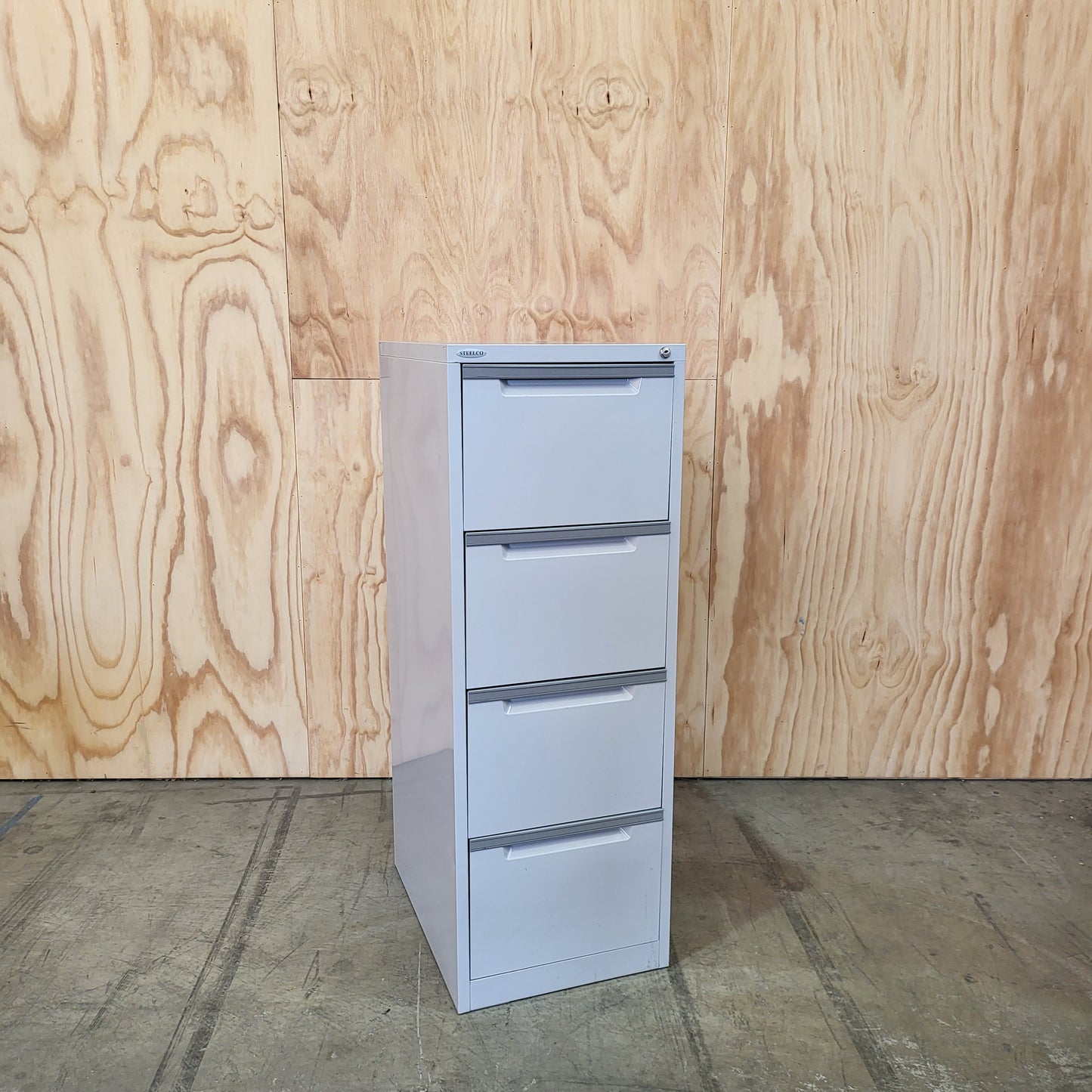 Steelco 4 Drawer Filing Cabinet in Light Grey