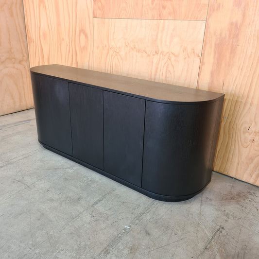 Oberon Cresent Buffett in Matt dark Oak (Black)