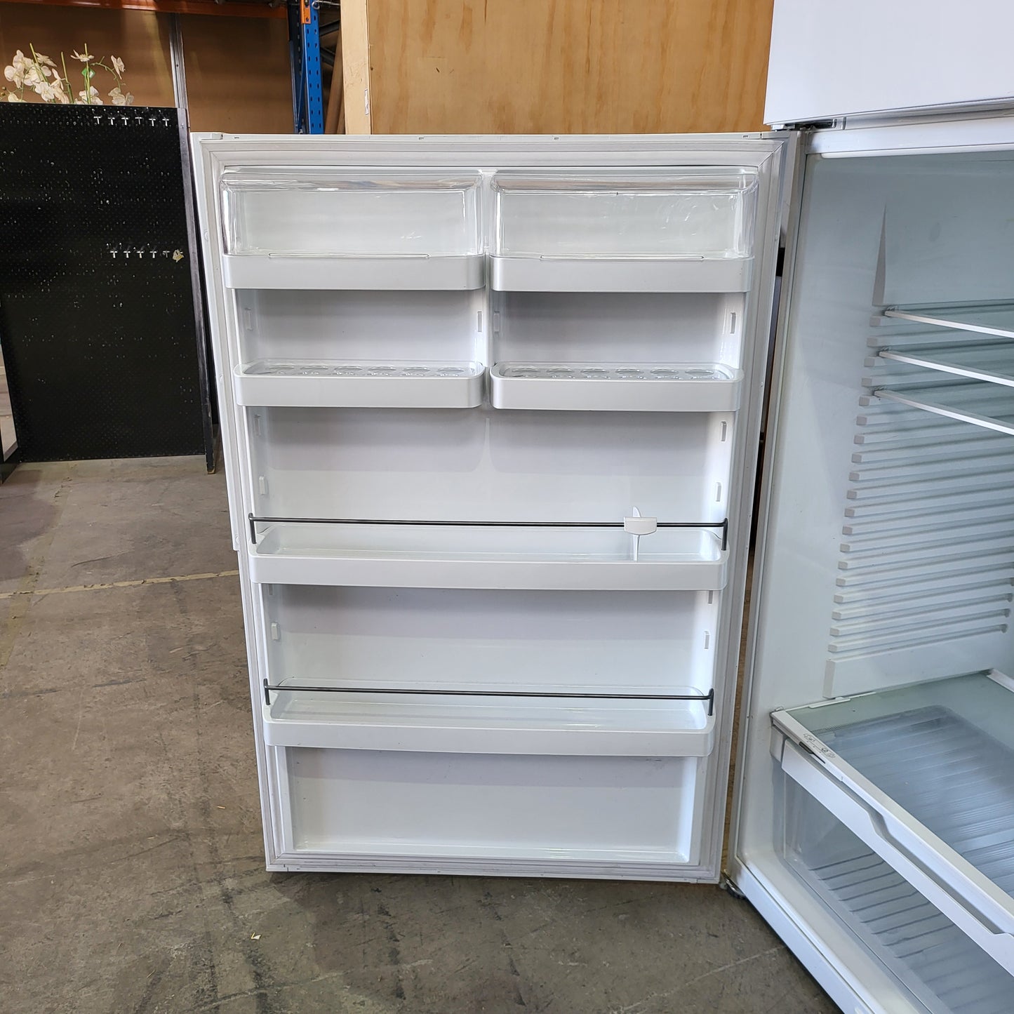 Fisher & Paykel 517L Fridge E521TLT3