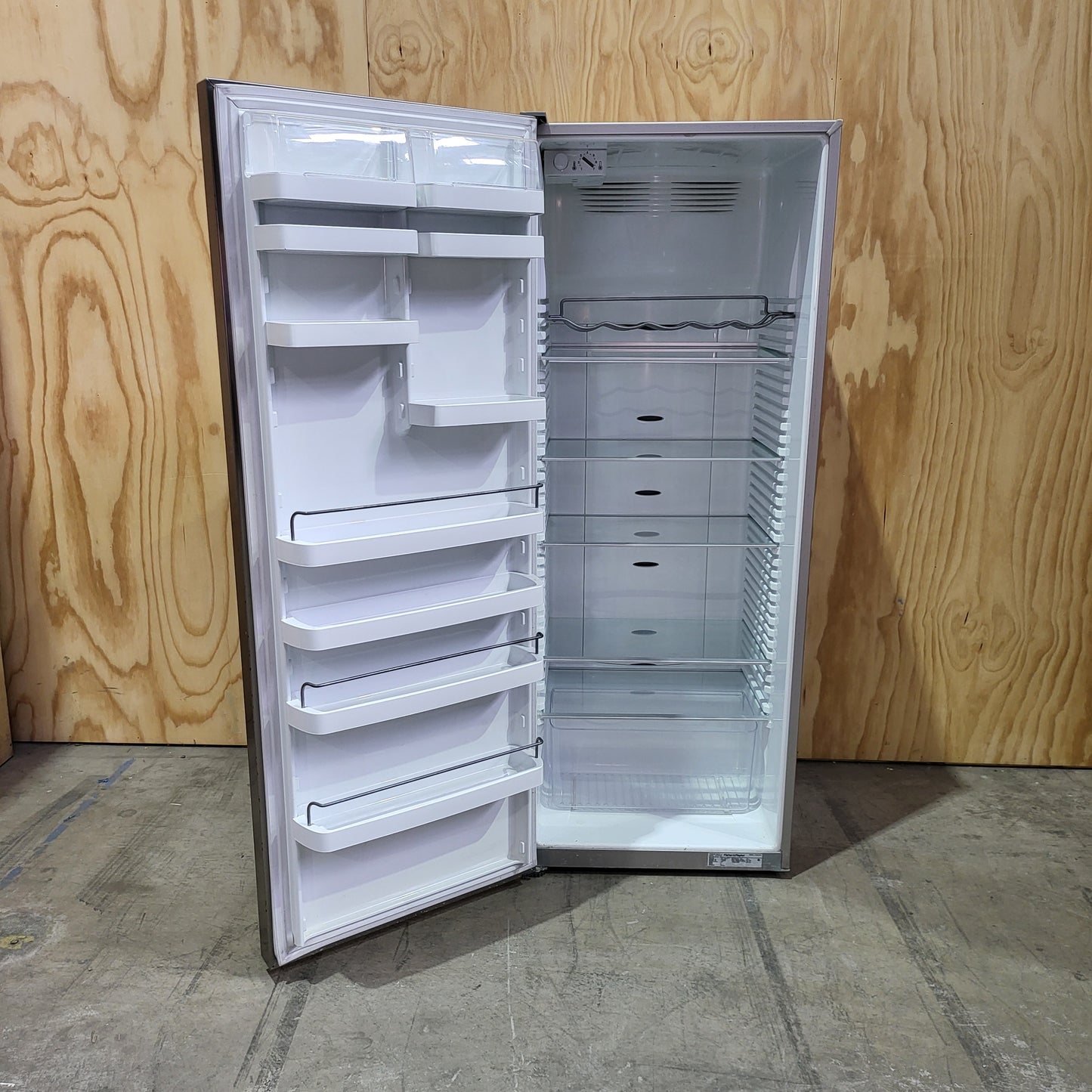 Fisher & Paykel 451L Upright Fridge E450LXFD