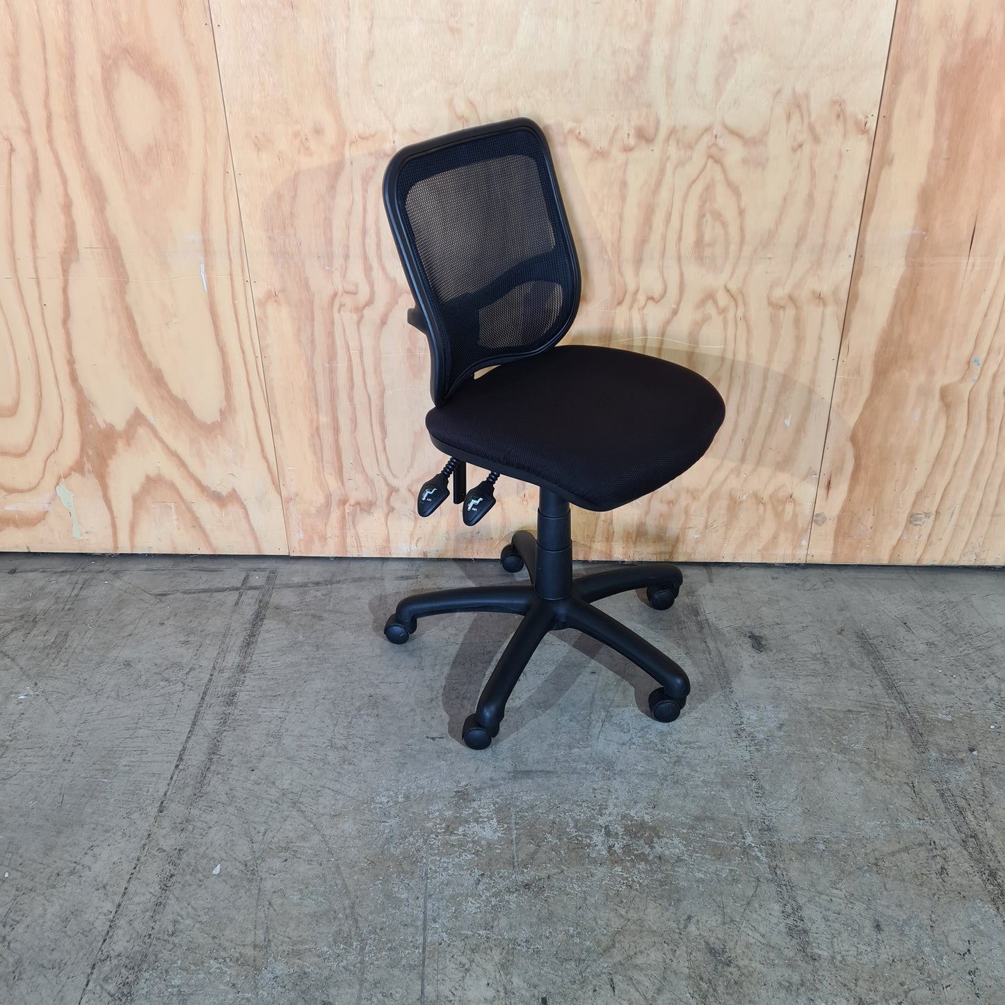 Pago Mesh Back in Black