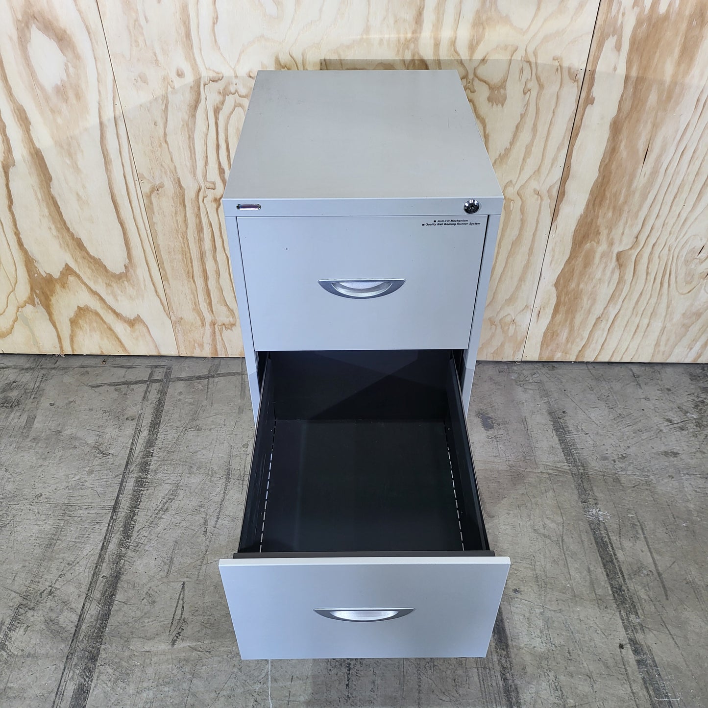 Endurance 4 Drawer Filing Cabinet in Grey
