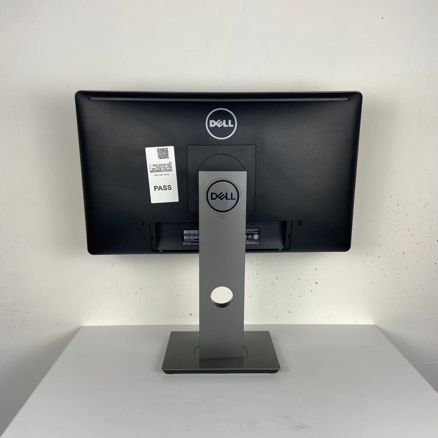 Dell 22" LED Monitor P2214HB