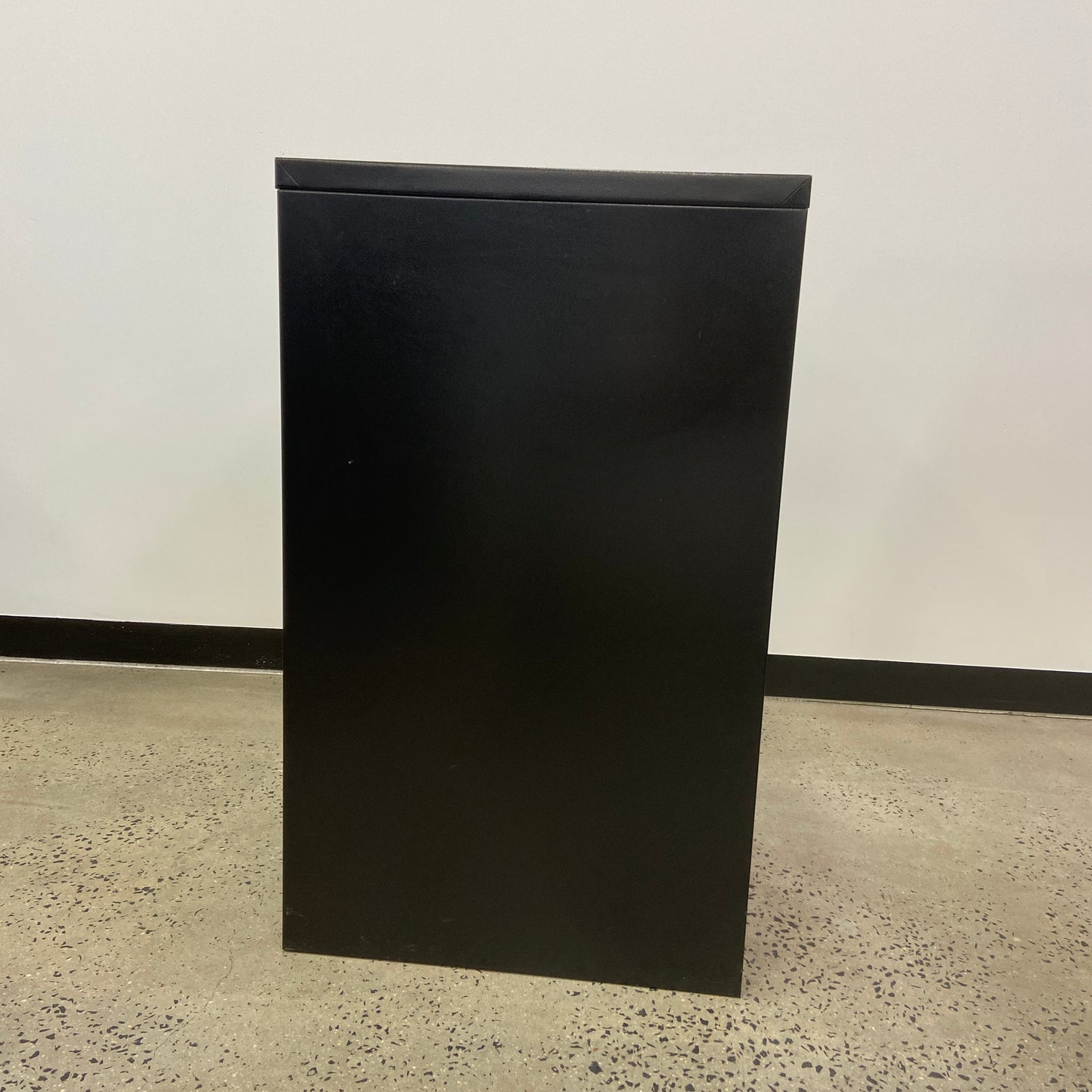 EliteBuilt 3 Drawer Cabinet Black