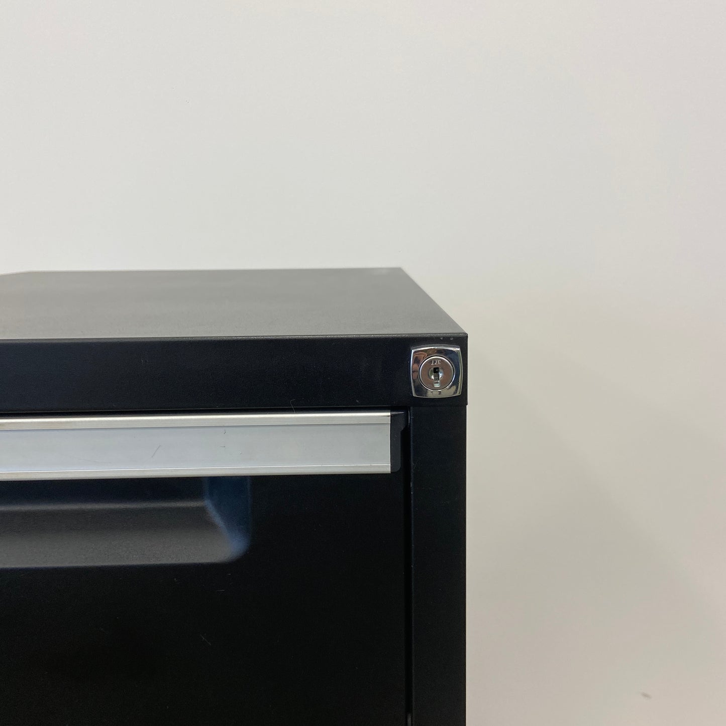 EliteBuilt 3 Drawer Cabinet Black