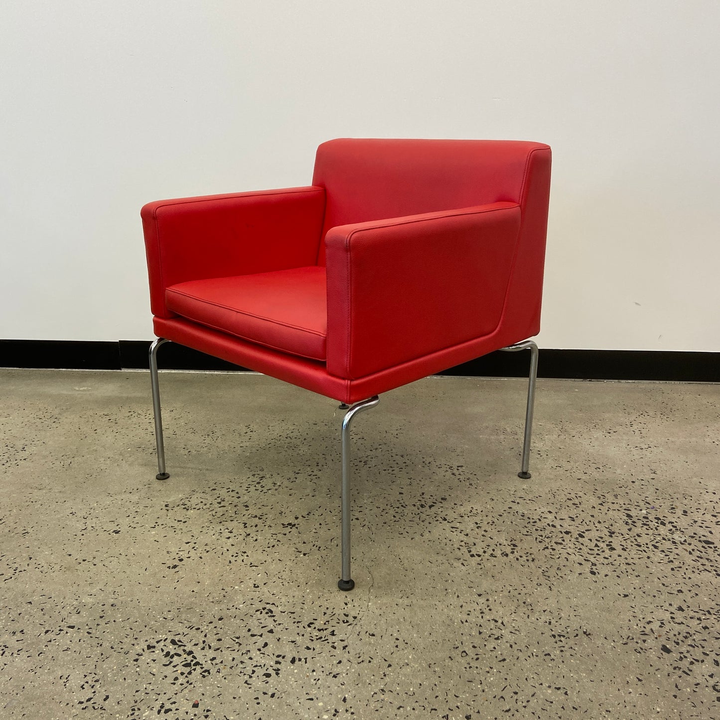 Schiavello Kayt Pause Leather Chair Red