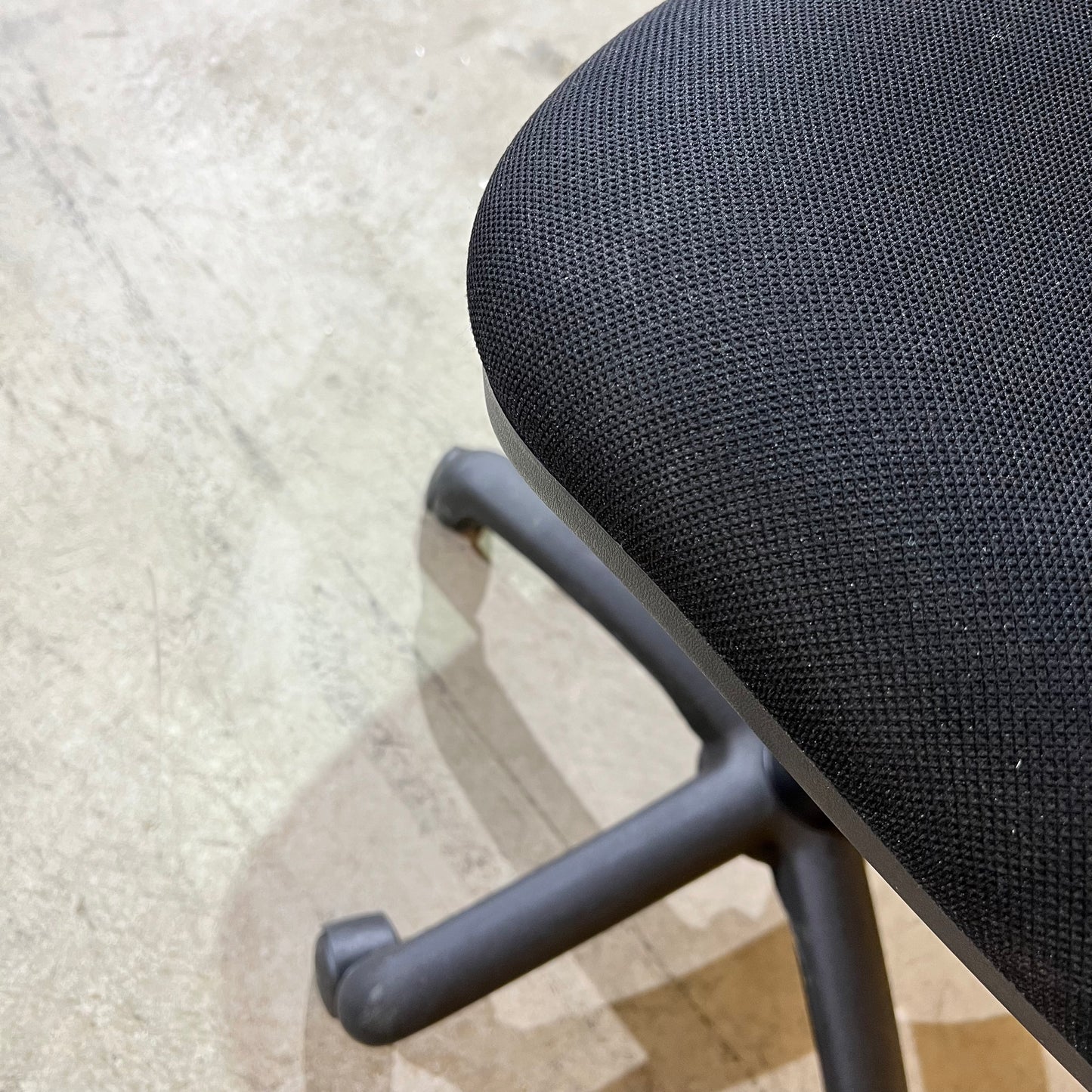 Pago Black Fabric Task Chair with Green Lever