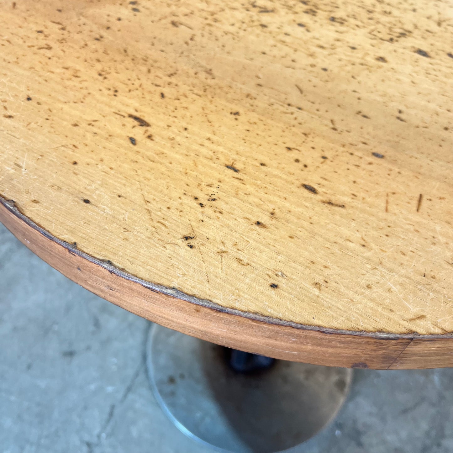 Industrial Round Ash Timber Table