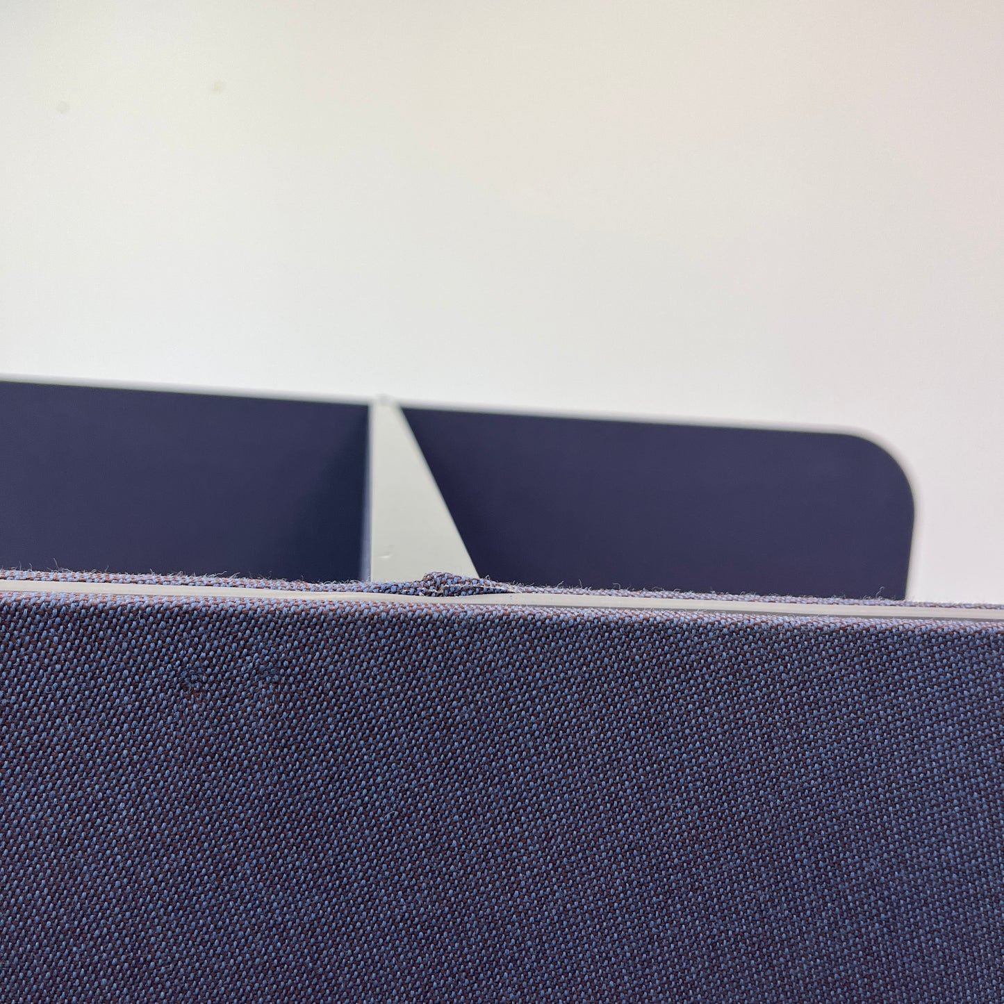 Zenith PRECINCT POD double sided in Blue with Wooden Laminate Desktop