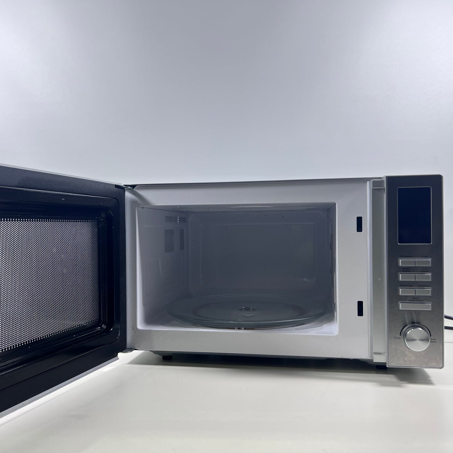 Contempo Digital Microwave Oven