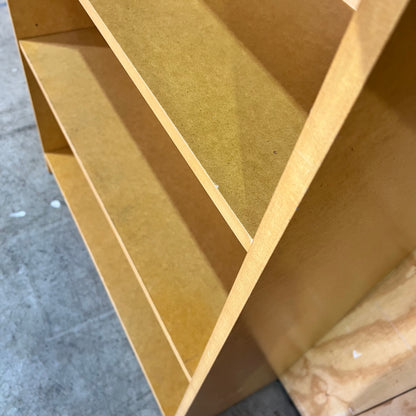 Tall bookshelf with 4 adjustable shelves
