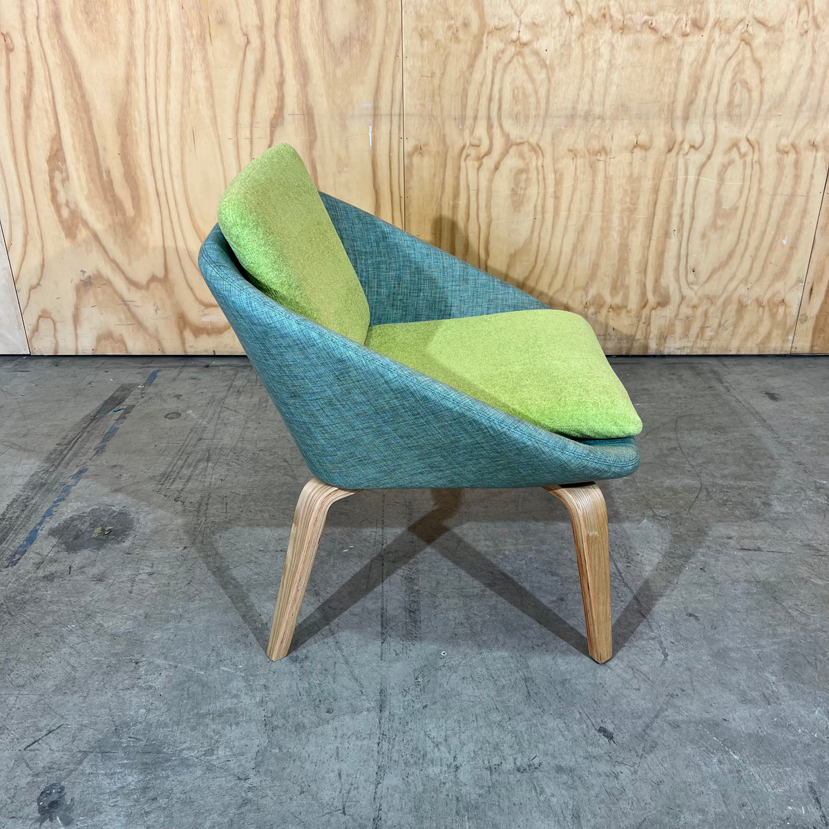 Opera Breakout Room Armchair