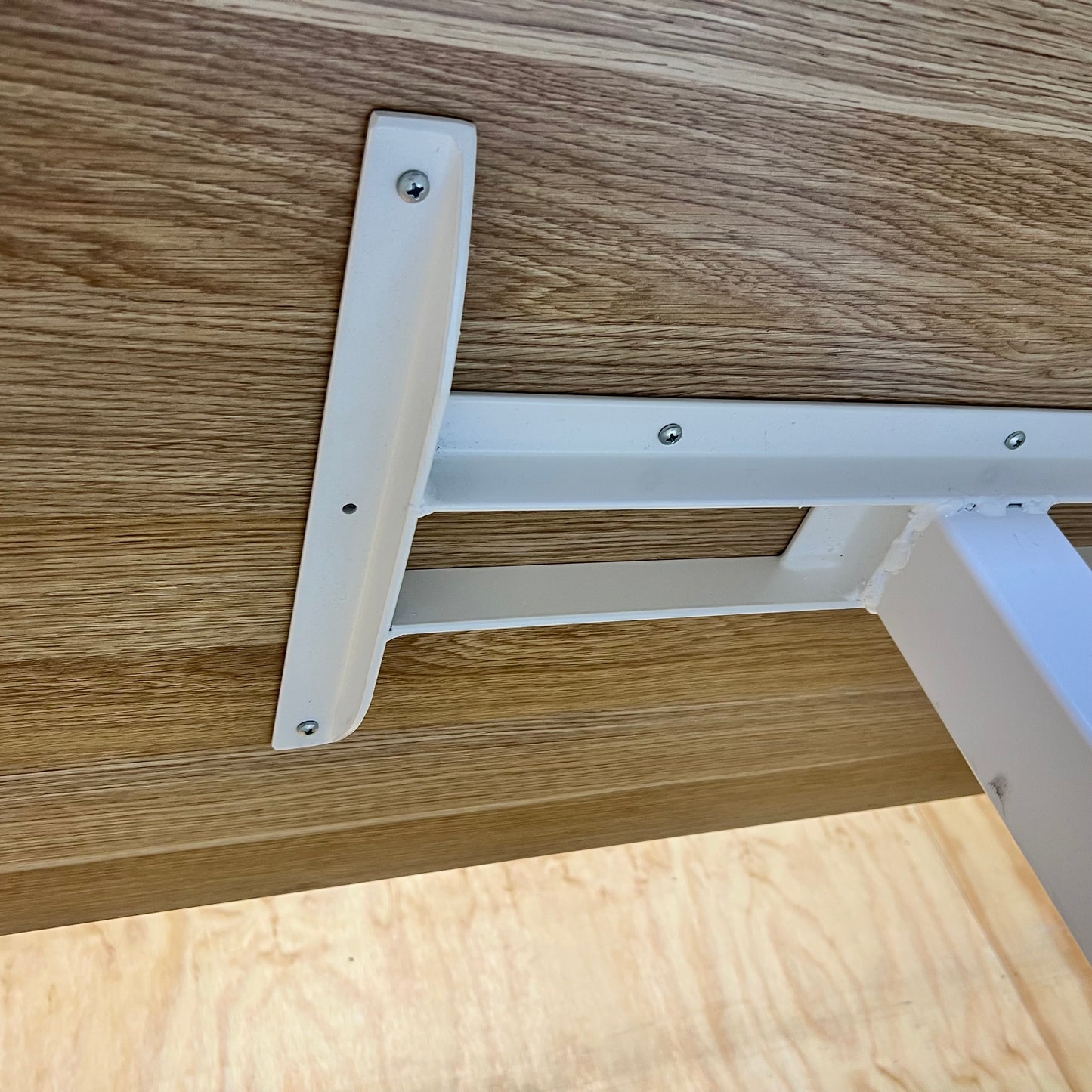Small Millenia Auton Table on White Metal Base