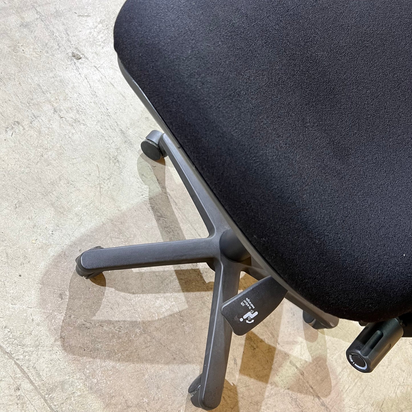 Black fabric task chair