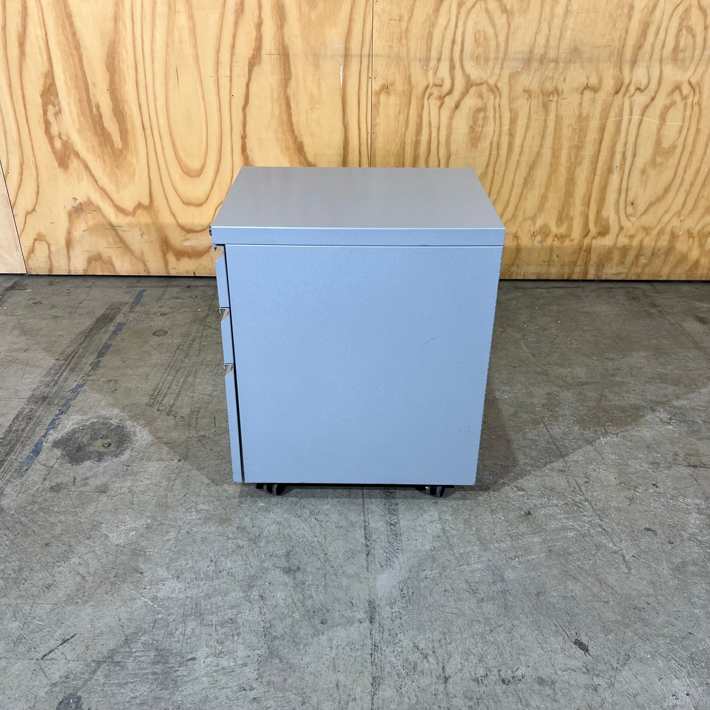Schiavello Silver 3 Drawer Pedestal