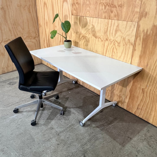 White flip top desk