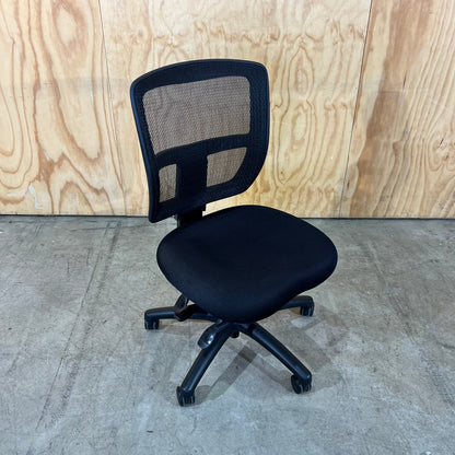 Black Mesh Task Chair