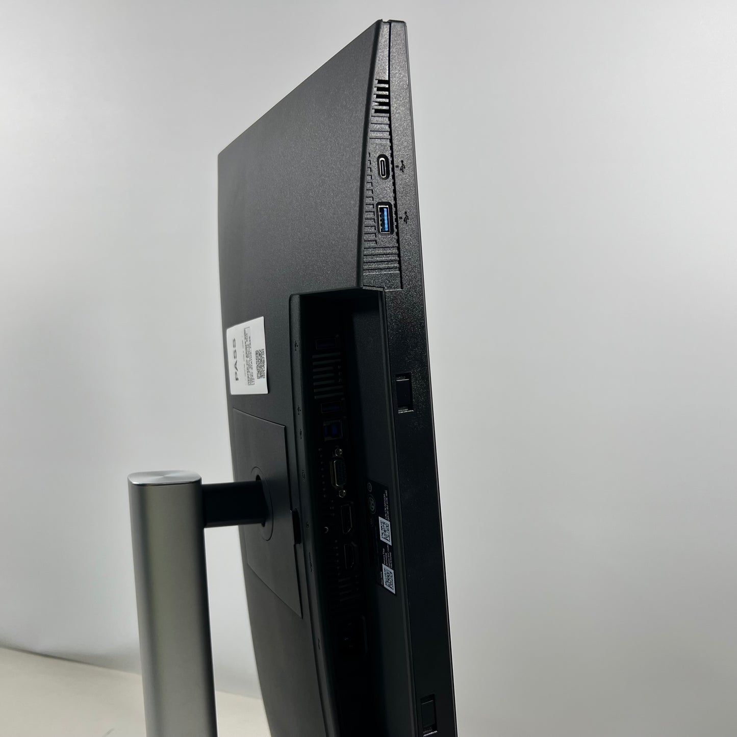 Dell Pro 24" Plus Monitor P2425H