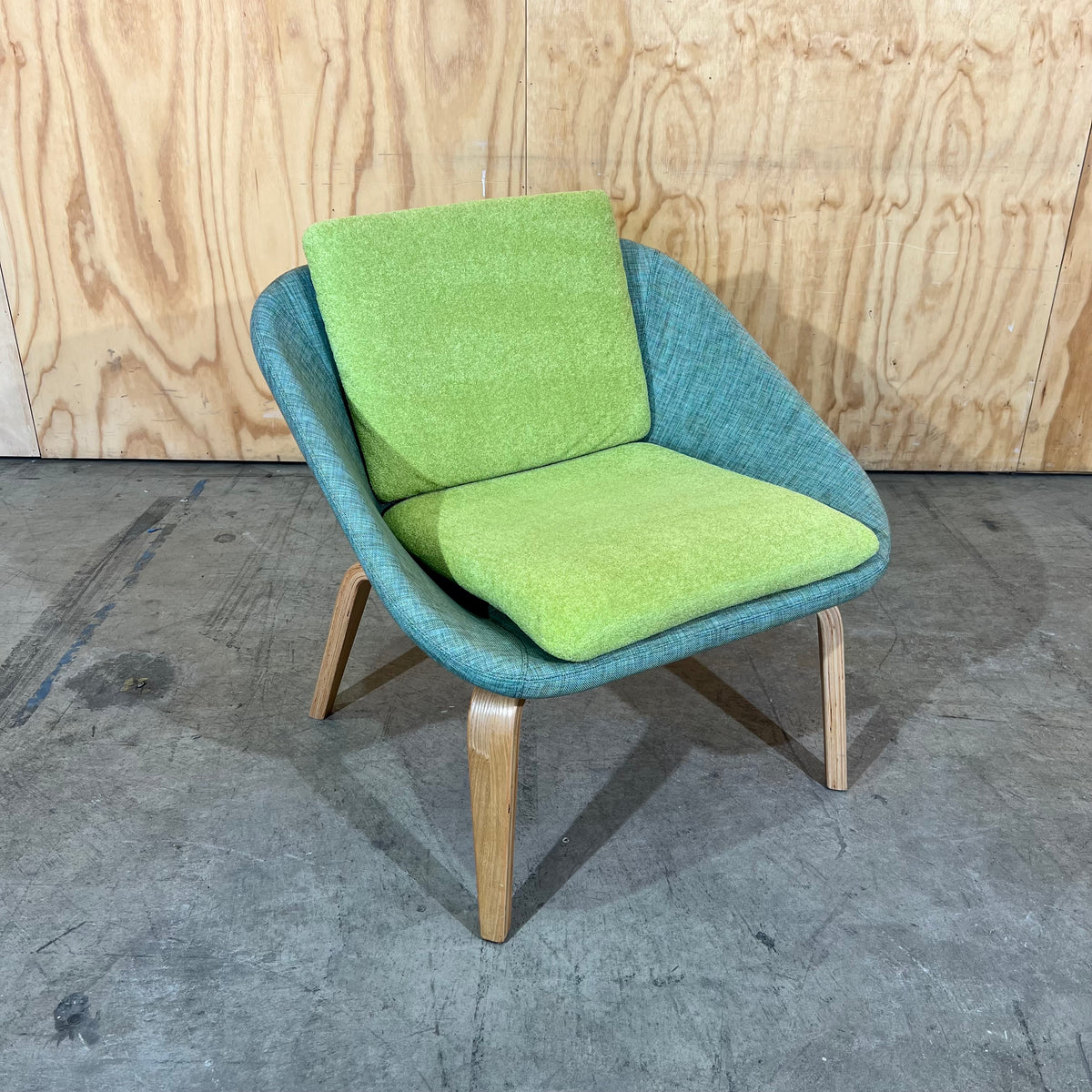 Opera Breakout Room Armchair