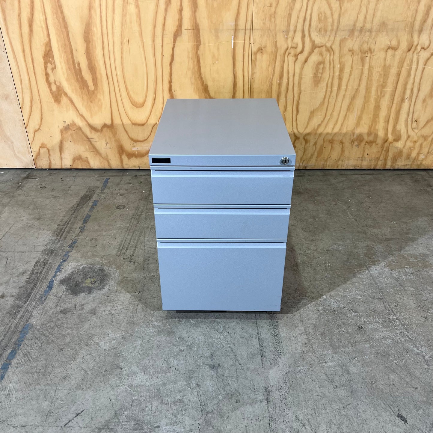 Schiavello Silver 3 Drawer Pedestal