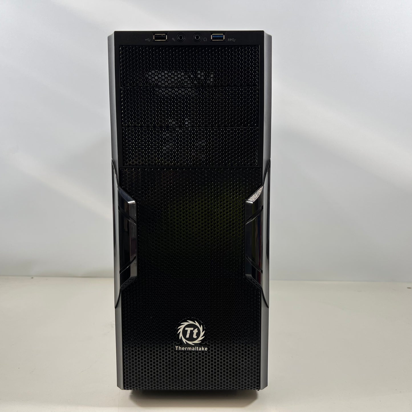 Thermaltake Tower Desktop Computer