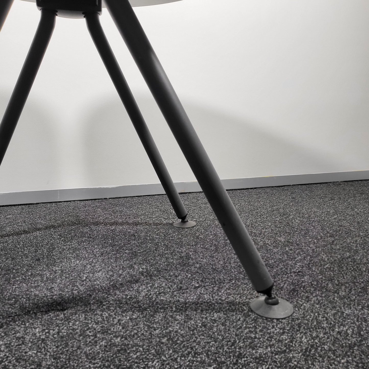 BULK BUY: Pyramid Round Table White with Grey Swivel Legs