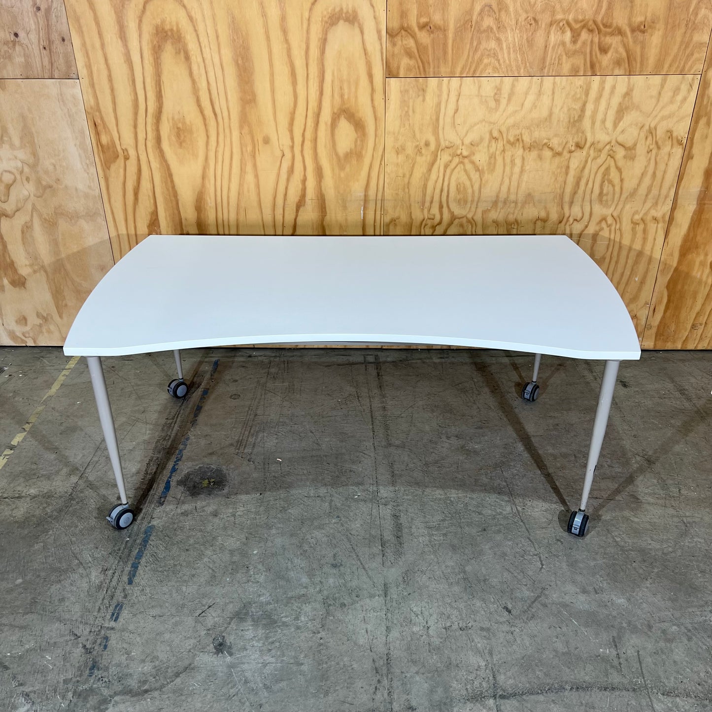 Whie Curved Desk on Castor Wheels